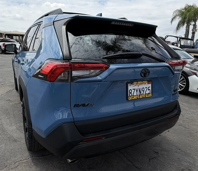 2022 Toyota RAV4 5th Gen - Image 8 of 20