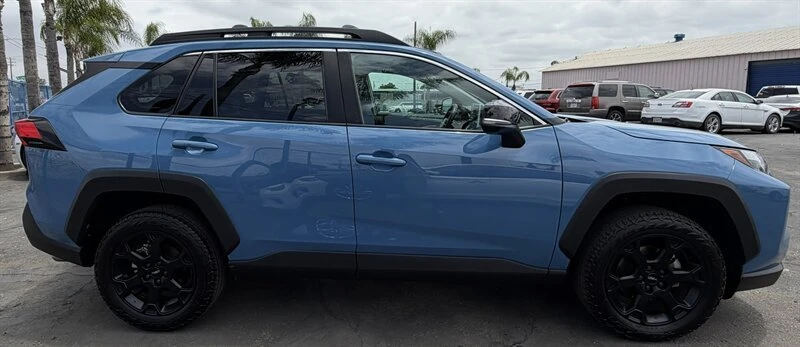 2022 Toyota RAV4 5th Gen - Image 16 of 20