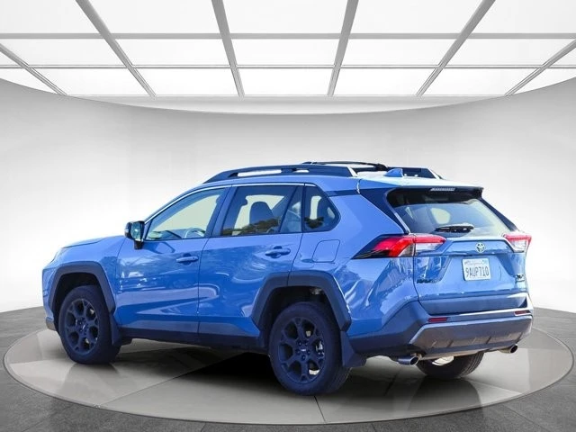 2022 Toyota RAV4 5th Gen - Image 2 of 19