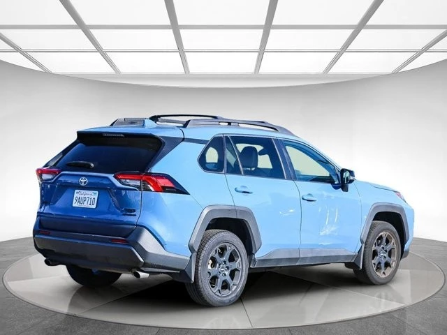 2022 Toyota RAV4 5th Gen - Image 3 of 19
