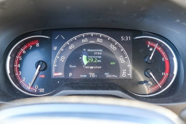 2022 Toyota RAV4 5th Gen - Image 6 of 19
