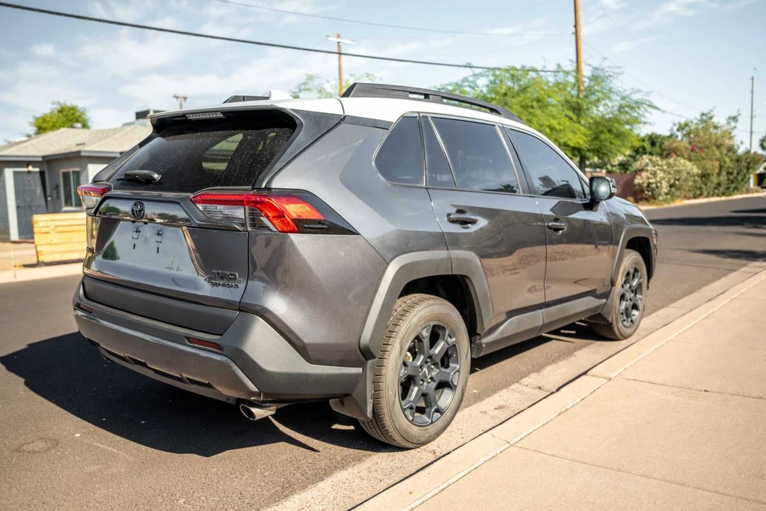 2022 Toyota RAV4 5th Gen - Image 5 of 19