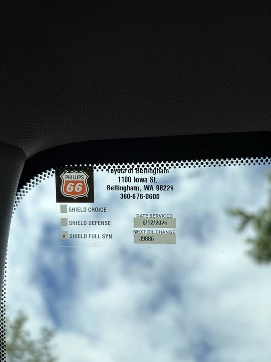 2022 Toyota RAV4 5th Gen - Image 2 of 15
