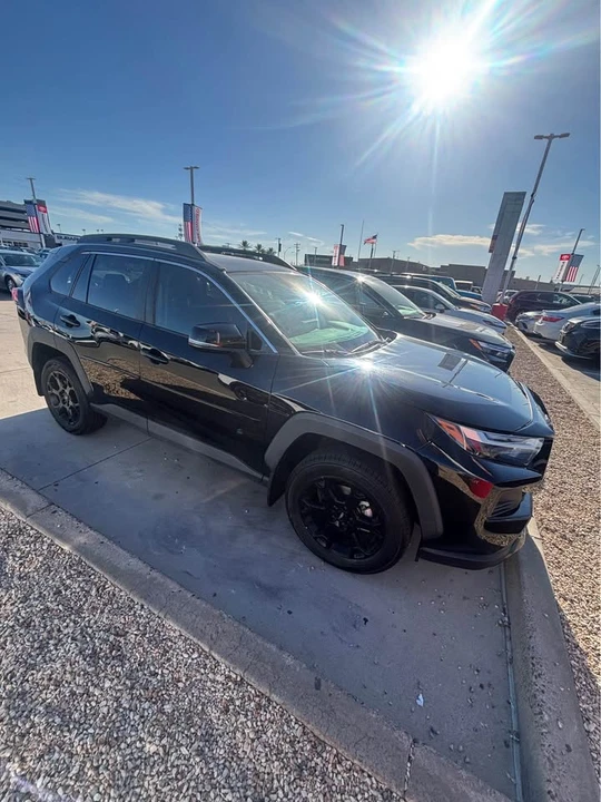 2022 Toyota RAV4 5th Gen - Image 2 of 6
