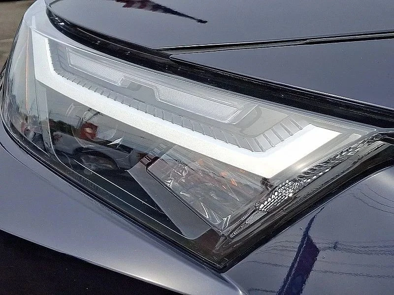 2022 Toyota RAV4 5th Gen - Image 10 of 12