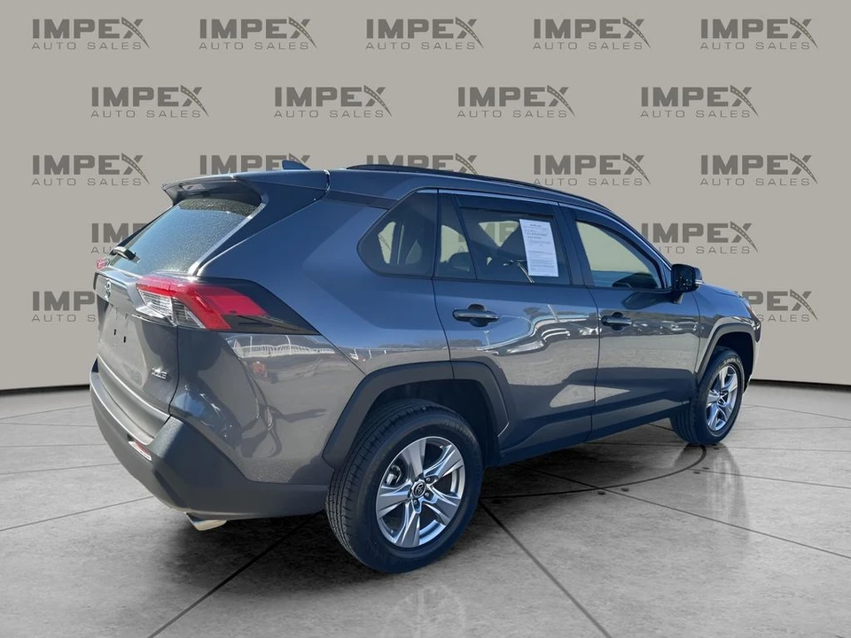 2022 Toyota RAV4 5th Gen - Image 5 of 12