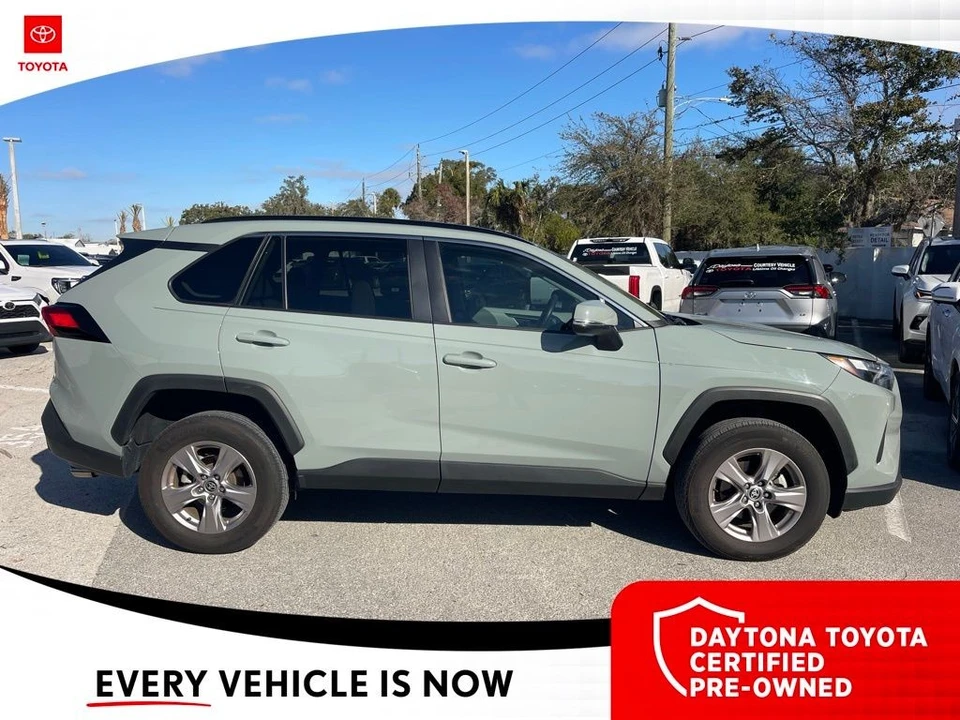 2022 Toyota RAV4 5th Gen - Image 2 of 10