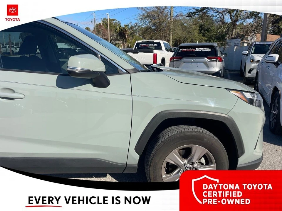 2022 Toyota RAV4 5th Gen - Image 4 of 10