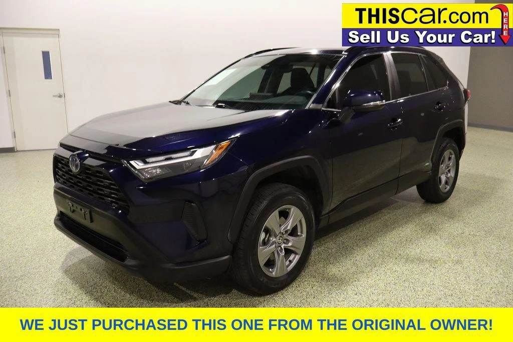 2022 Toyota RAV4 5th Gen - Image 3 of 12