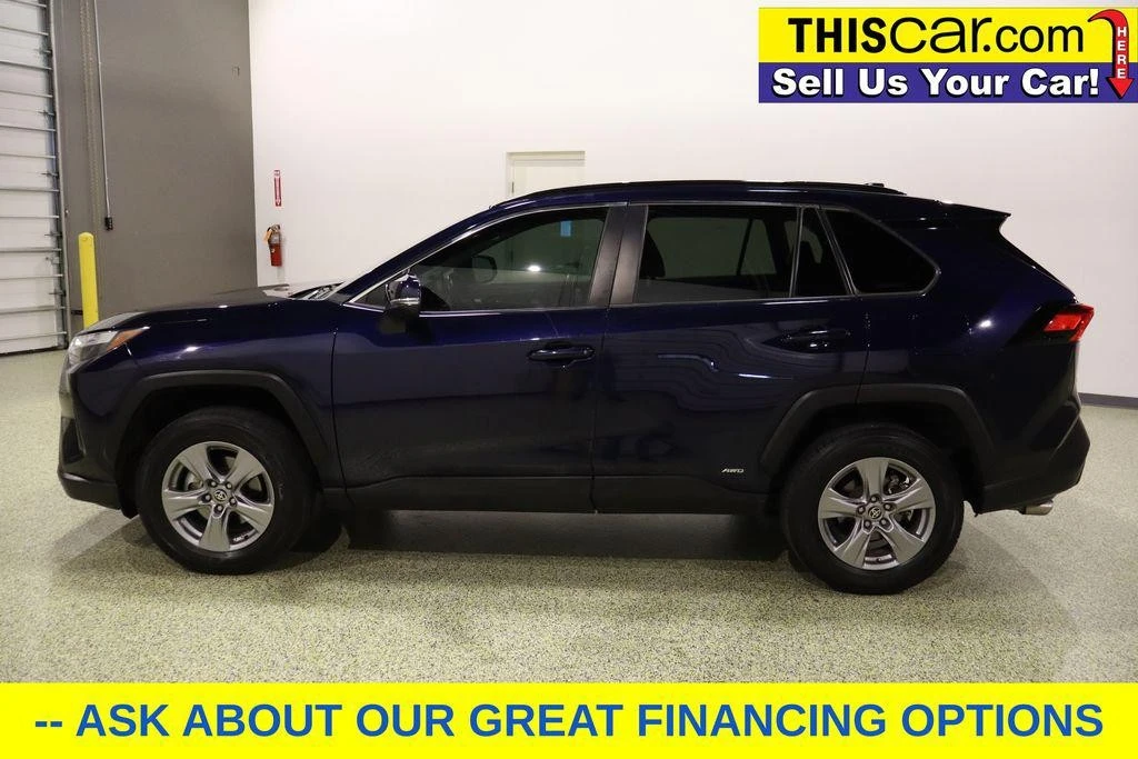2022 Toyota RAV4 5th Gen - Image 5 of 12