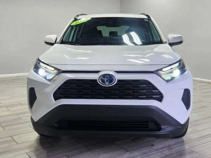 2022 Toyota RAV4 5th Gen - Image 8 of 12