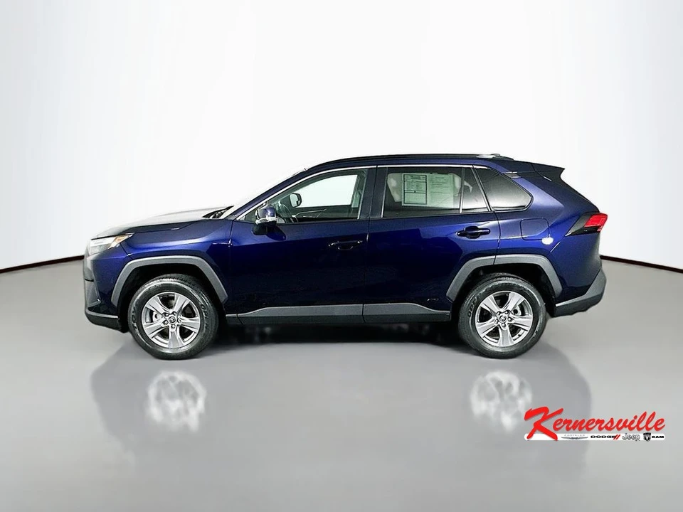 2022 Toyota RAV4 5th Gen - Image 4 of 21