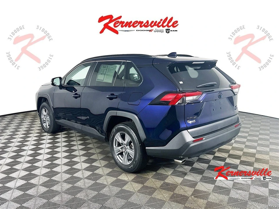 2022 Toyota RAV4 5th Gen - Image 5 of 21