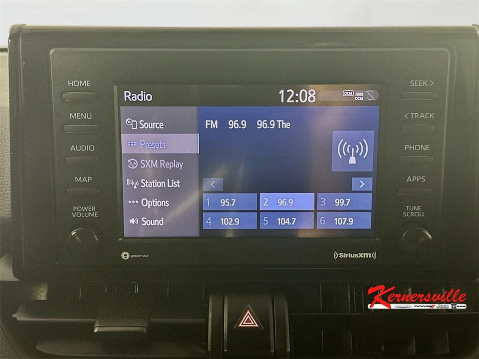 2022 Toyota RAV4 5th Gen - Image 17 of 21