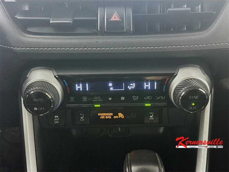 2022 Toyota RAV4 5th Gen - Image 18 of 21