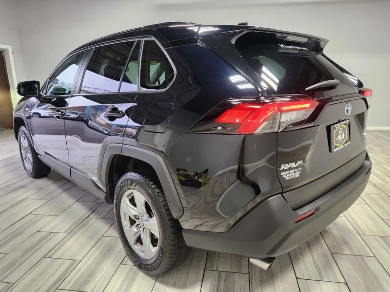 2022 Toyota RAV4 5th Gen - Image 3 of 12