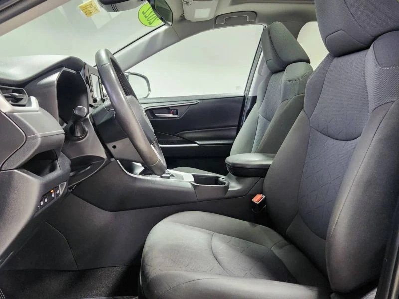 2022 Toyota RAV4 5th Gen - Image 11 of 12