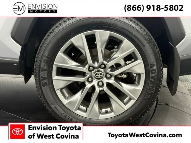 2022 Toyota RAV4 5th Gen - Image 12 of 12