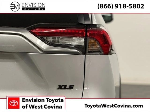 2022 Toyota RAV4 5th Gen - Image 7 of 12