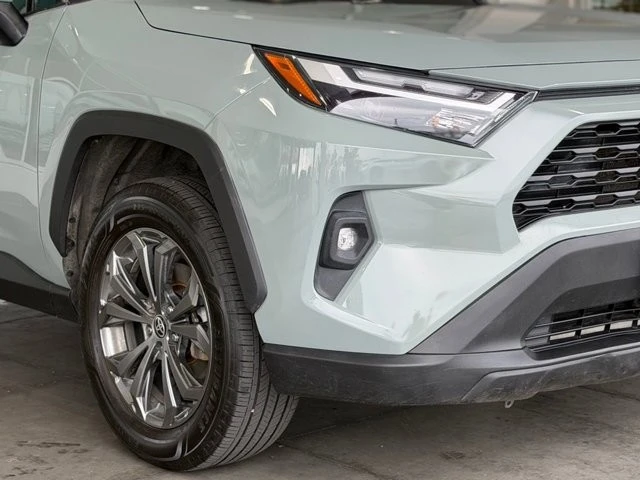 2022 Toyota RAV4 5th Gen - Image 8 of 21