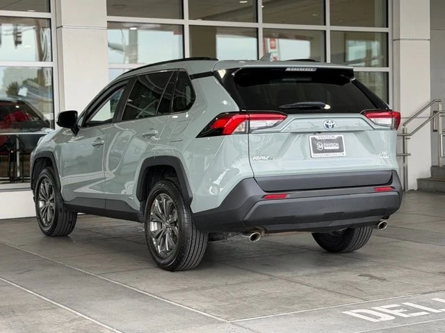 2022 Toyota RAV4 5th Gen - Image 9 of 21