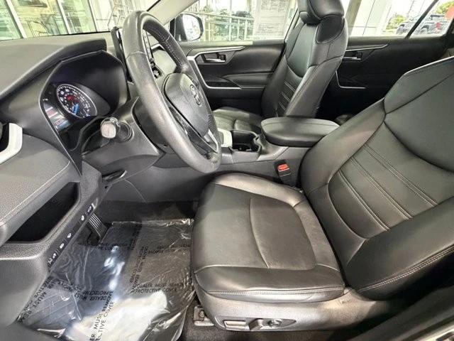 2022 Toyota RAV4 5th Gen - Image 20 of 21