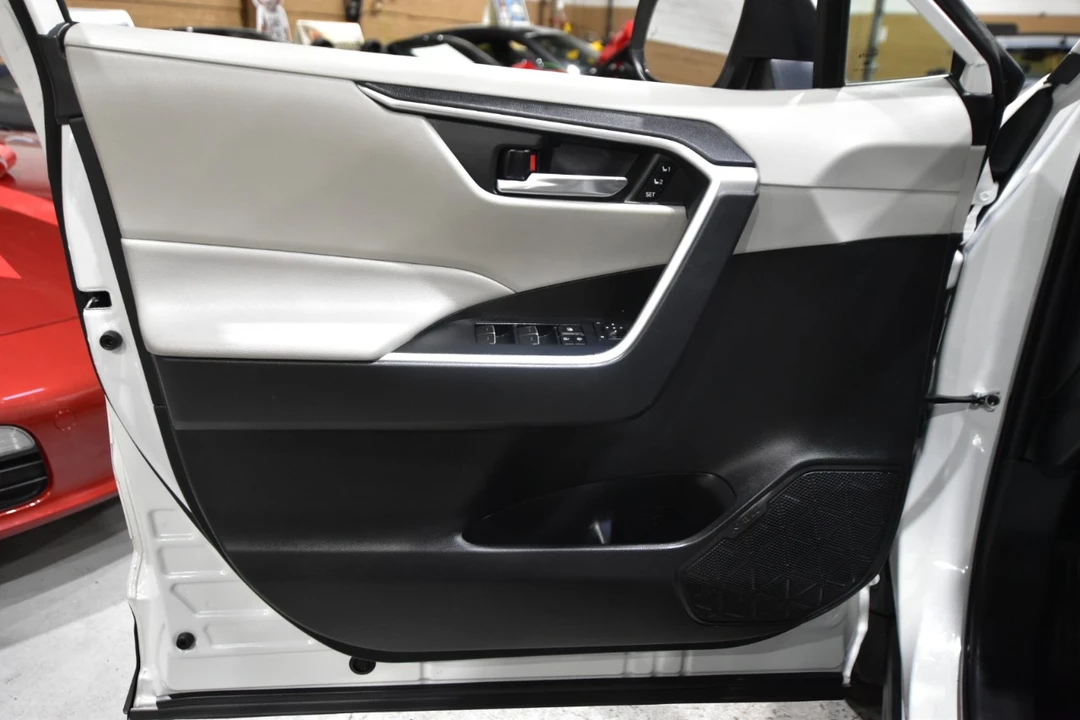 2022 Toyota RAV4 5th Gen - Image 12 of 12