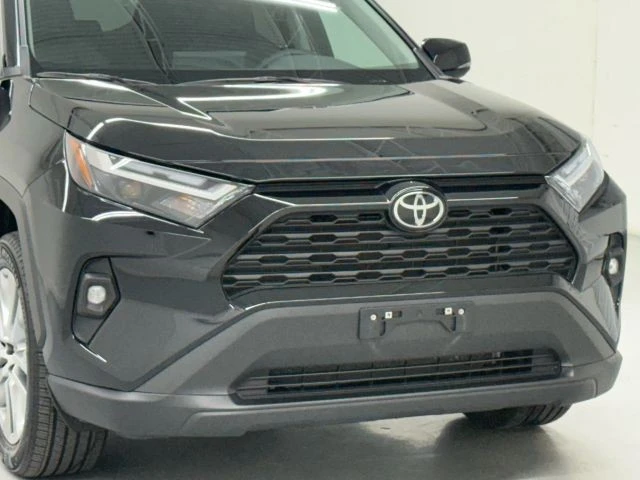 2022 Toyota RAV4 5th Gen - Image 10 of 12