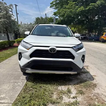 2022 Toyota RAV4 XLE Sport Utility 4D