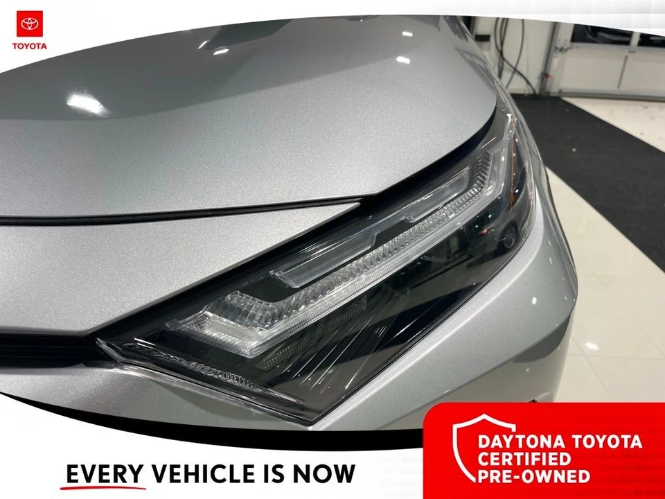 2022 Toyota RAV4 5th Gen - Image 11 of 12