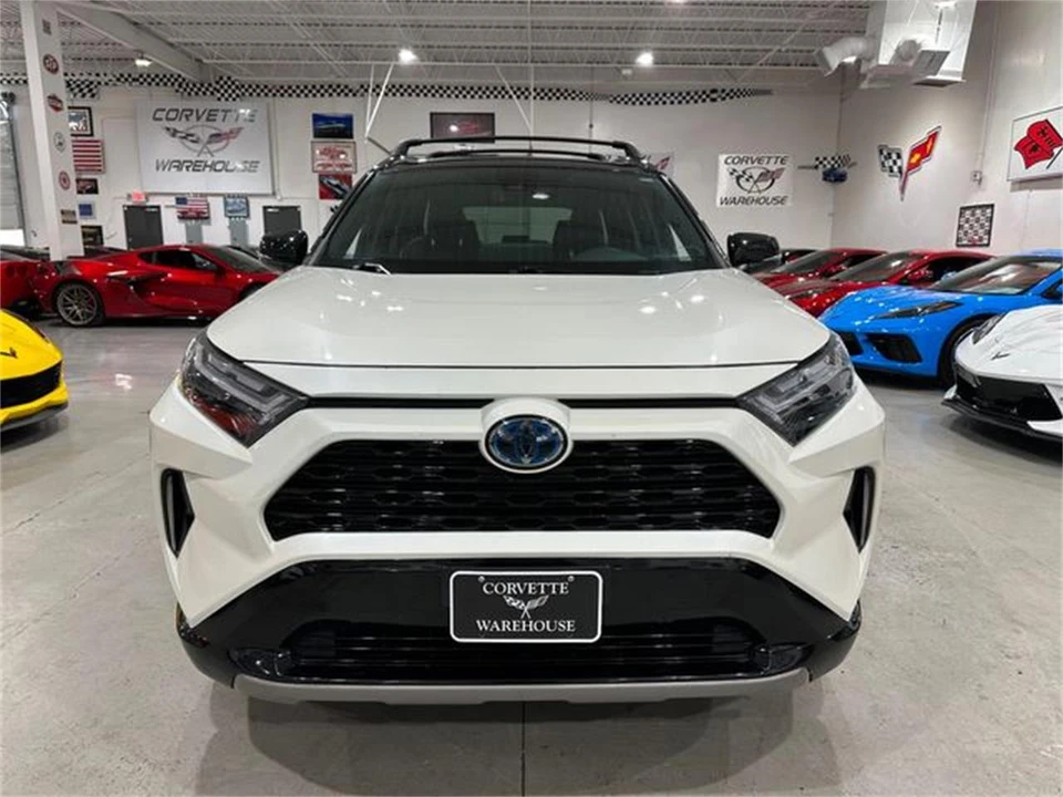 2022 Toyota RAV4 5th Gen - Image 28 of 30