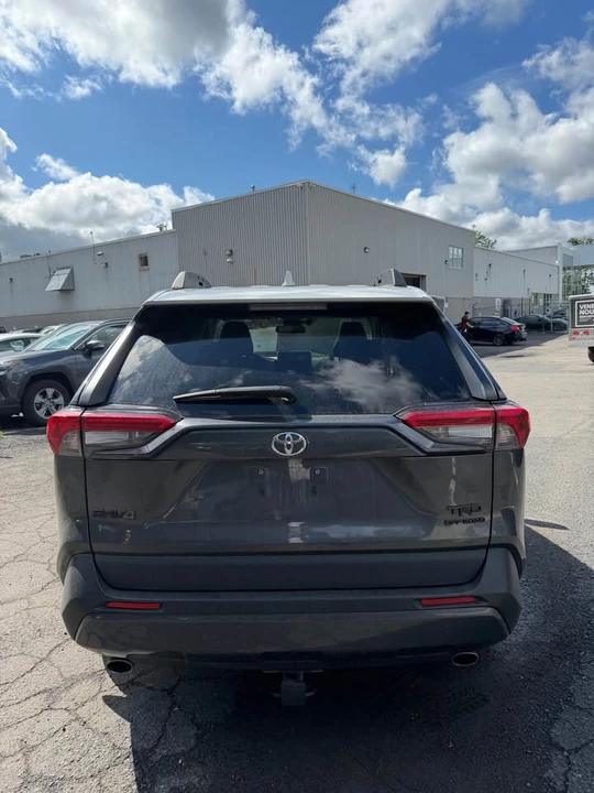 2022 Toyota RAV4 5th Gen - Image 2 of 10
