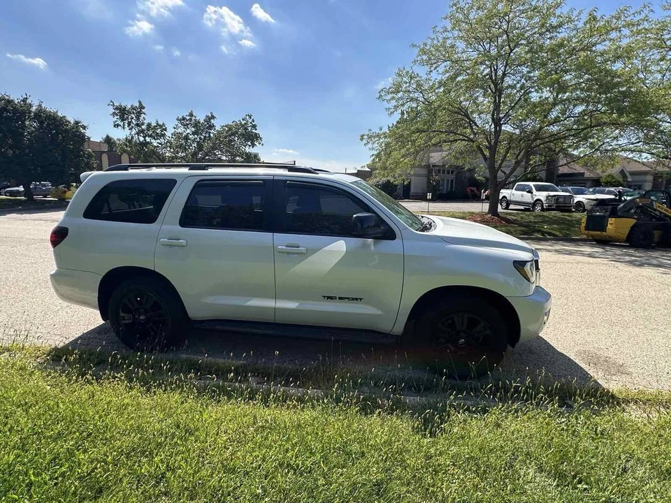 2022 Toyota Sequoia 2nd Gen - Image 10 of 24