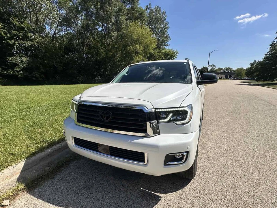 2022 Toyota Sequoia 2nd Gen - Image 15 of 24