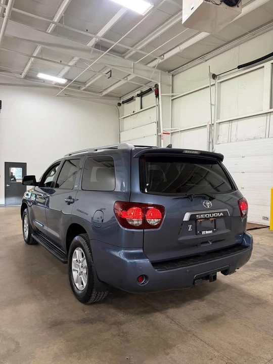 2022 Toyota Sequoia 2nd Gen - Image 3 of 9