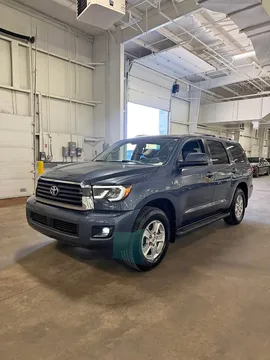 2022 Toyota Sequoia SR5