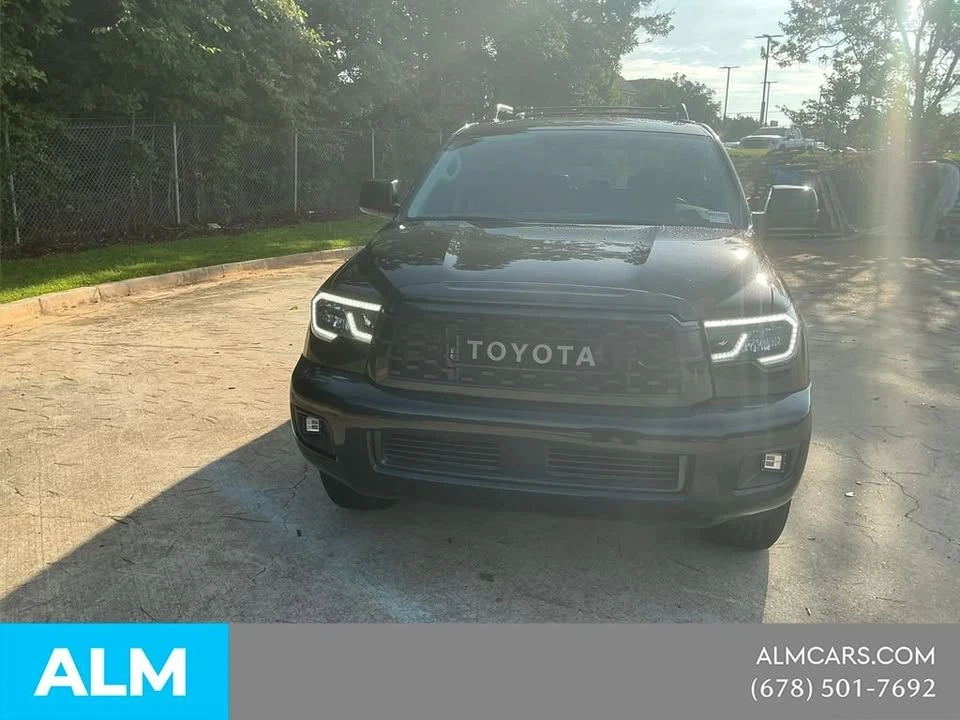 2022 Toyota Sequoia 2nd Gen - Image 15 of 17