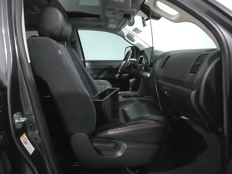 2022 Toyota Sequoia 2nd Gen - Image 10 of 15