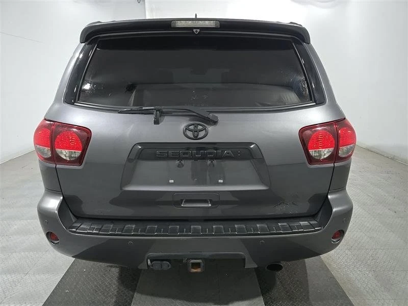 2022 Toyota Sequoia 2nd Gen - Image 5 of 15