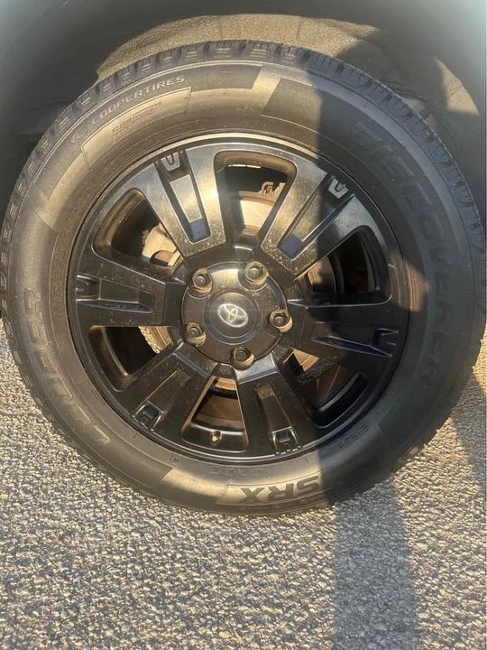 2022 Toyota Sequoia 2nd Gen - Image 4 of 10