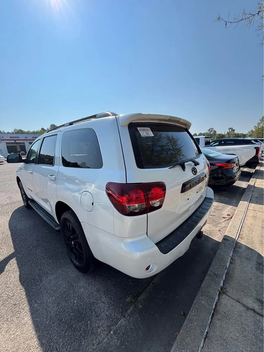 2022 Toyota Sequoia 2nd Gen - Image 4 of 13