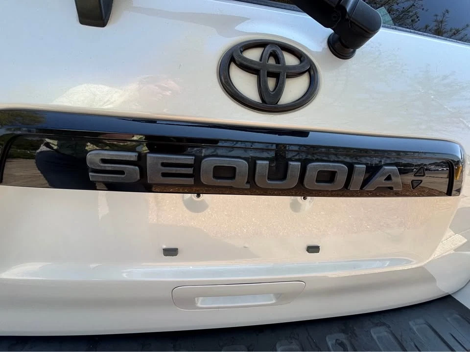 2022 Toyota Sequoia 2nd Gen - Image 10 of 13