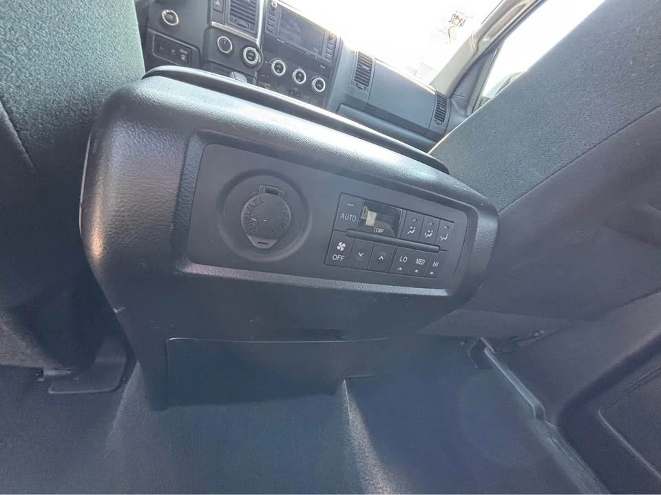 2022 Toyota Sequoia 2nd Gen - Image 9 of 13