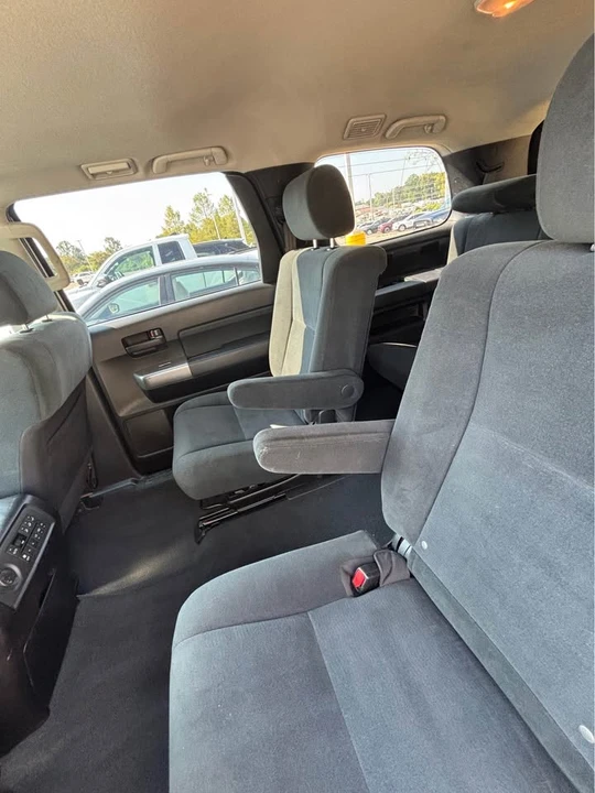 2022 Toyota Sequoia 2nd Gen - Image 8 of 13