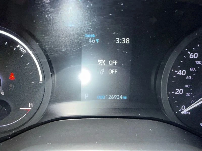 2022 Toyota Sienna 4th Gen - Image 11 of 12