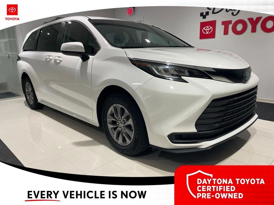 2022 Toyota Sienna 4th Gen - Image 8 of 10