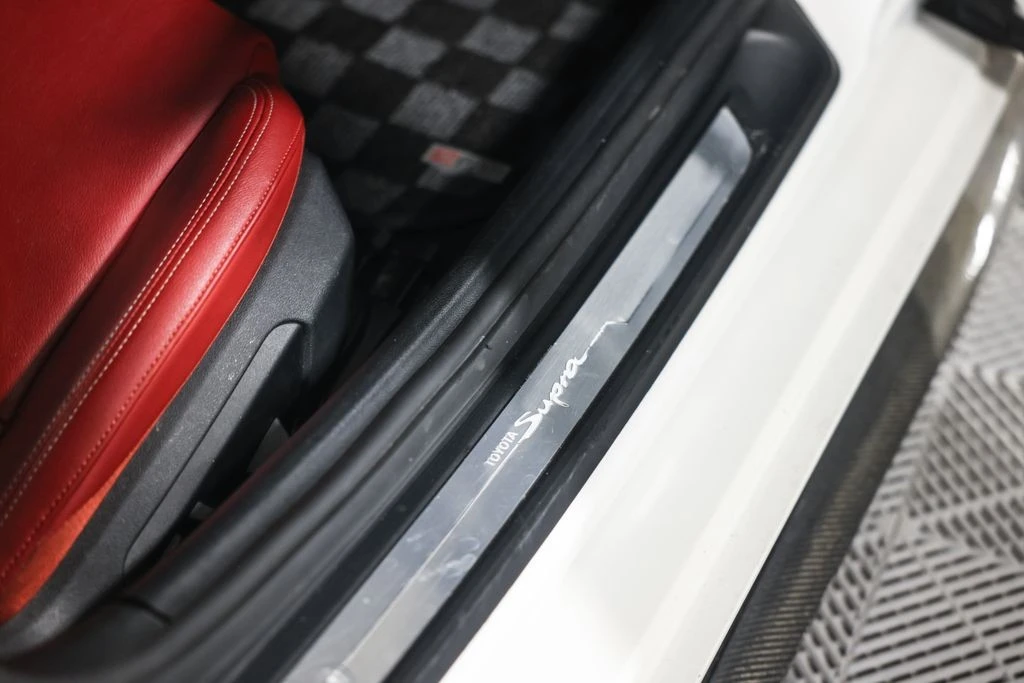 2022 Toyota GR Supra 5th Gen - Image 28 of 31