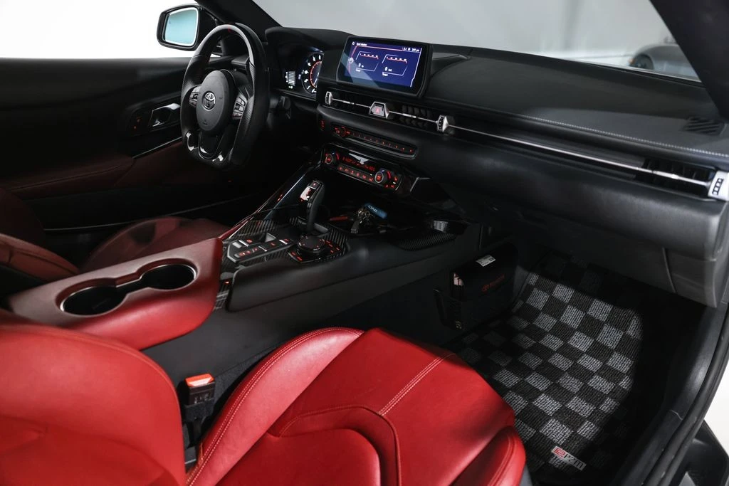 2022 Toyota GR Supra 5th Gen - Image 26 of 31