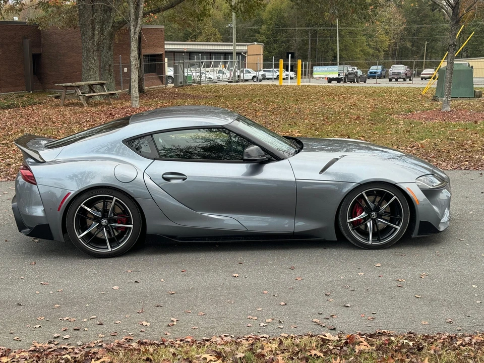 2022 Toyota GR Supra 5th Gen - Image 8 of 31
