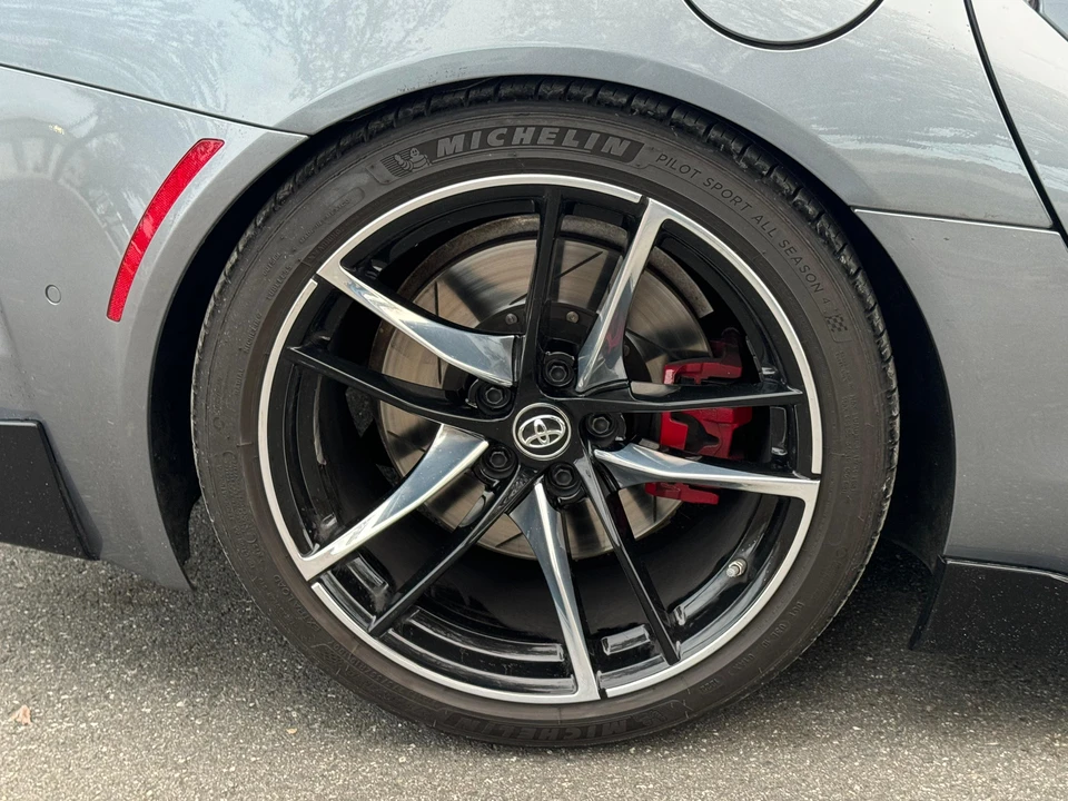 2022 Toyota GR Supra 5th Gen - Image 27 of 31